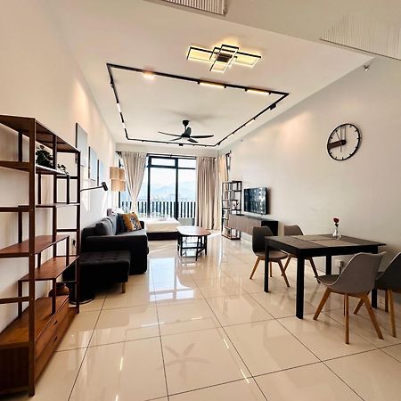 New Georgetown Instagramable 2Br Homestay For 10Pax 无敌美景两房民宿 Beacon Executive Suite Buitenkant foto