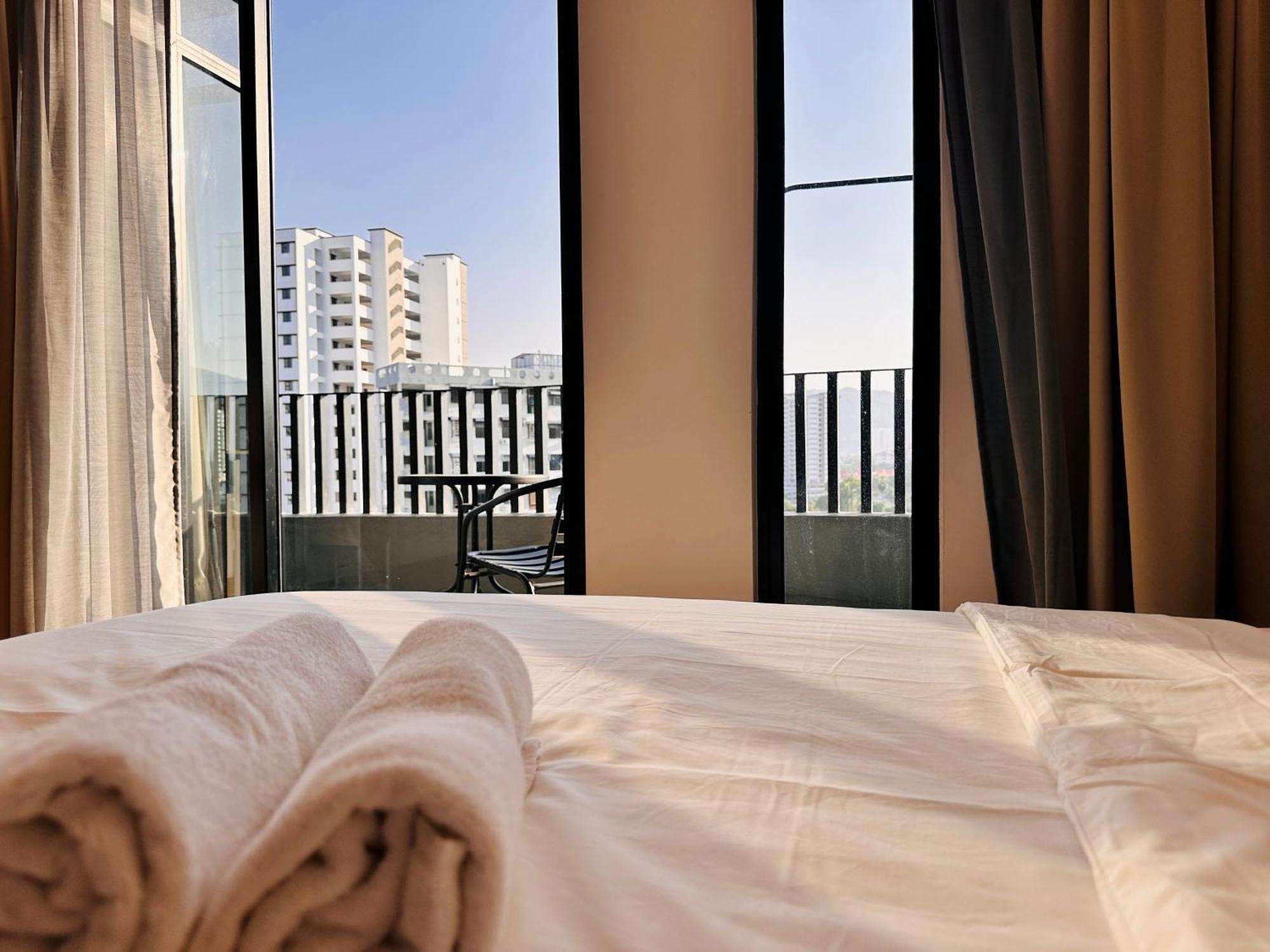 New Georgetown Instagramable 2Br Homestay For 10Pax 无敌美景两房民宿 Beacon Executive Suite Buitenkant foto