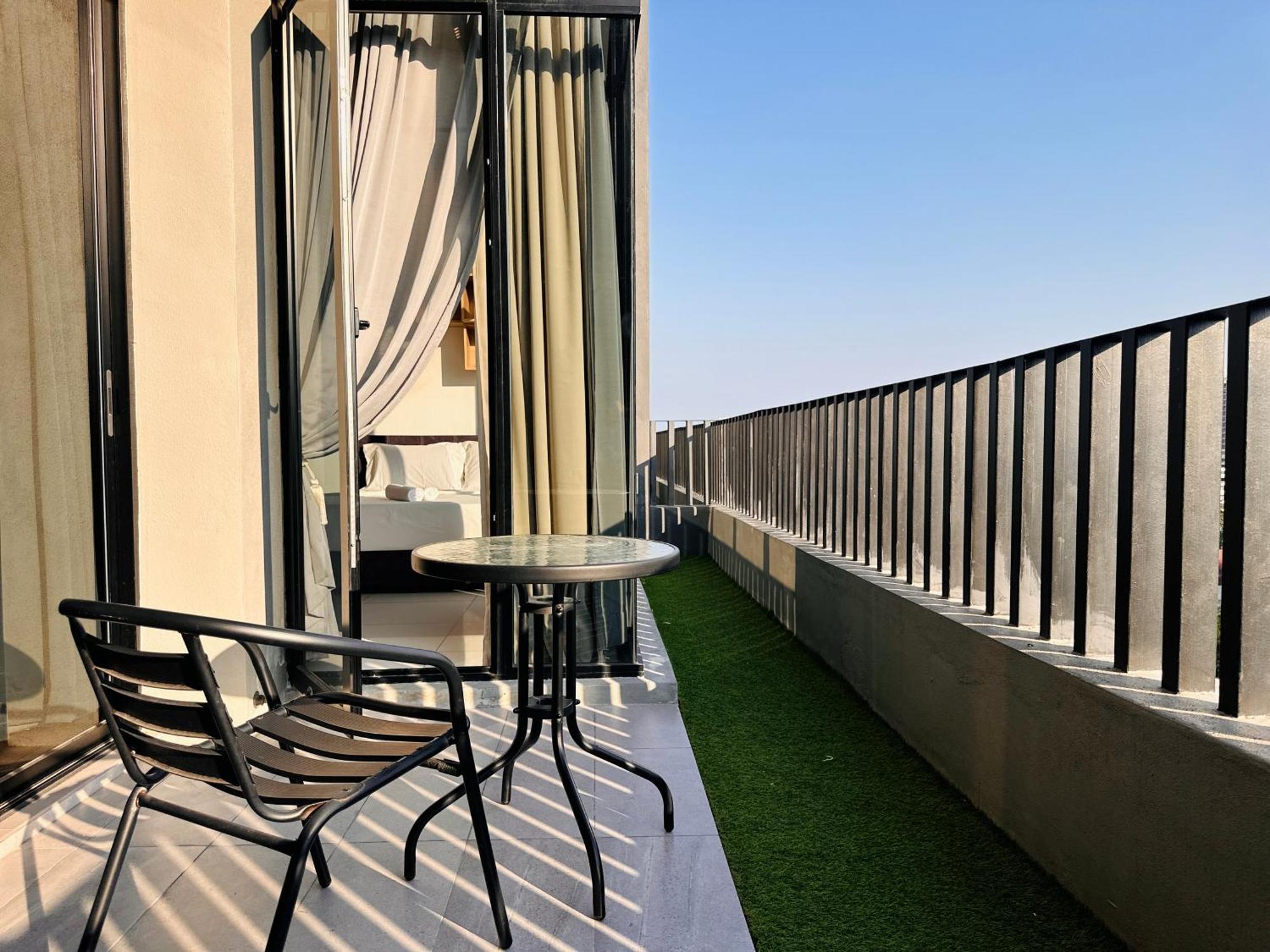 New Georgetown Instagramable 2Br Homestay For 10Pax 无敌美景两房民宿 Beacon Executive Suite Buitenkant foto