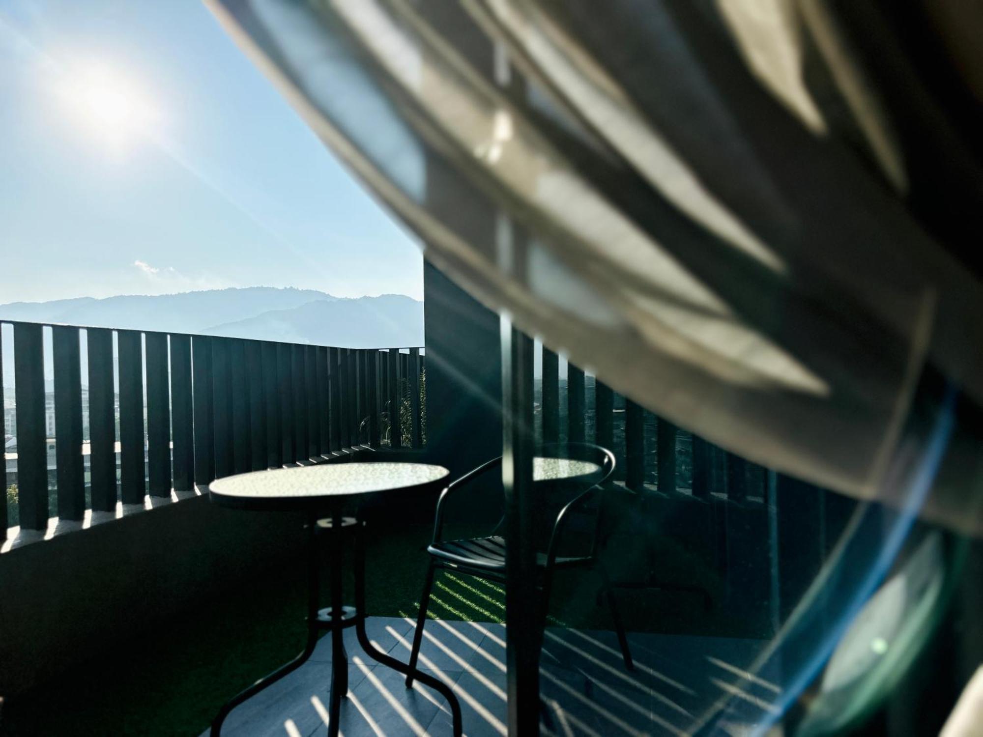 New Georgetown Instagramable 2Br Homestay For 10Pax 无敌美景两房民宿 Beacon Executive Suite Buitenkant foto