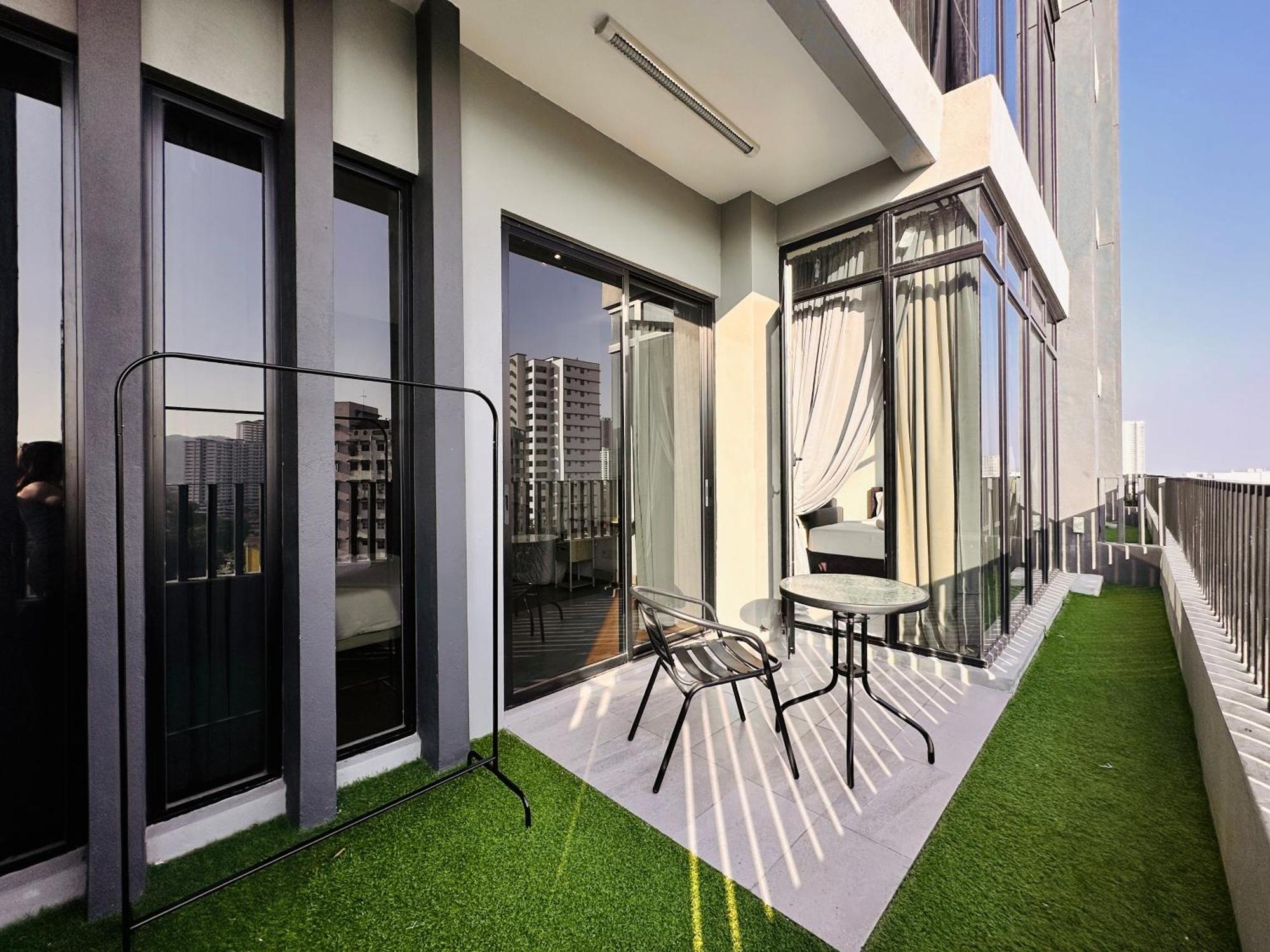 New Georgetown Instagramable 2Br Homestay For 10Pax 无敌美景两房民宿 Beacon Executive Suite Buitenkant foto