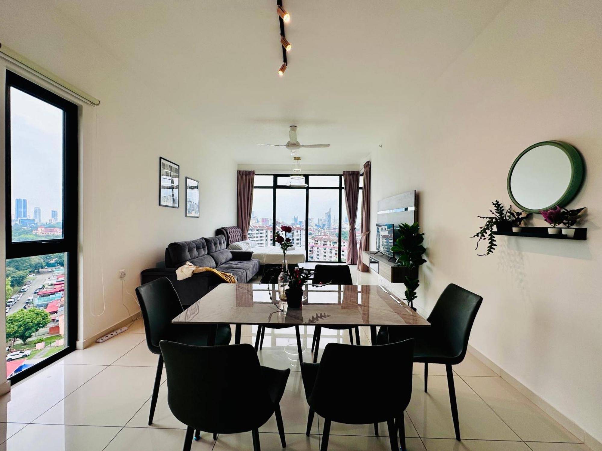 New Georgetown Instagramable 2Br Homestay For 10Pax 无敌美景两房民宿 Beacon Executive Suite Buitenkant foto